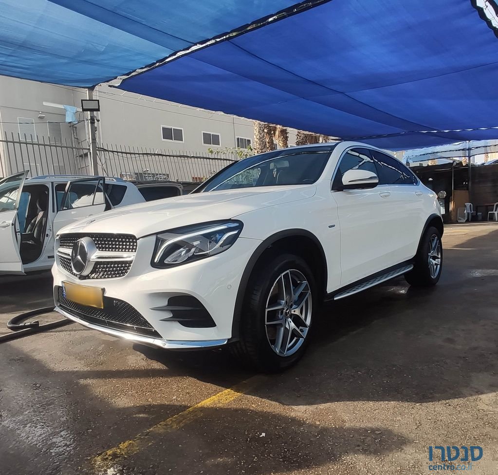 2017' Mercedes-Benz Glc-Class מרצדס photo #2