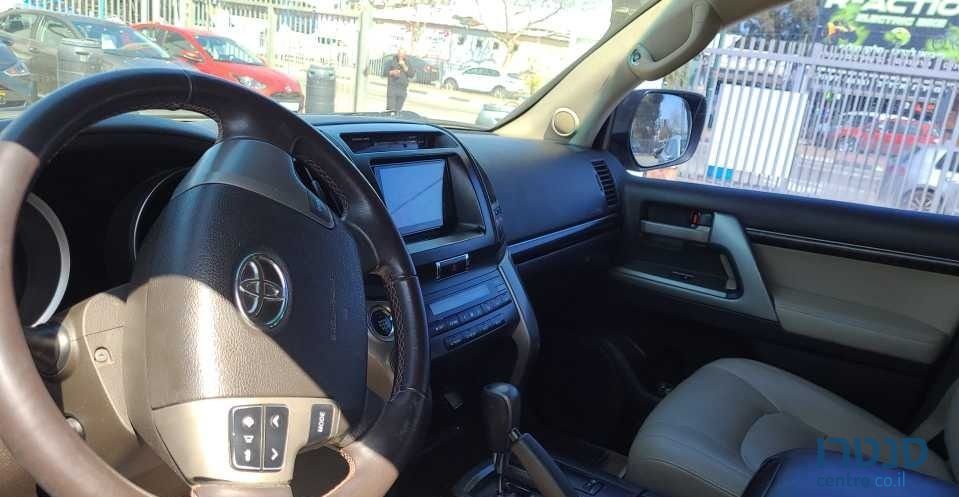 2009' Toyota Land Cruiser טויוטה לנד קרוזר photo #5