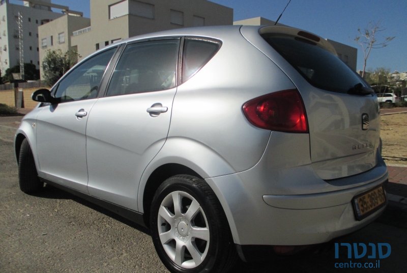 2006' SEAT Altea photo #3