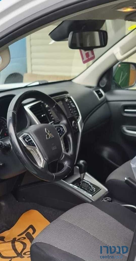 2022' Mitsubishi L200 4X4 מיצובישי טרייטון photo #6