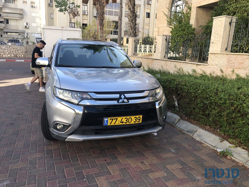 2016' Mitsubishi Outlander מיצובישי אאוטלנדר photo #4