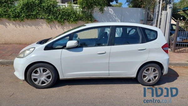 2011' Honda Jazz photo #1