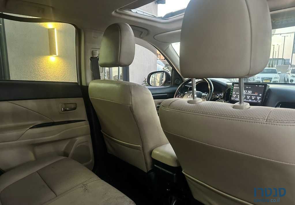 2016' Mitsubishi Outlander מיצובישי אאוטלנדר photo #5