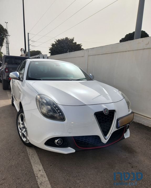 2018' Alfa Romeo Giulietta אלפא רומיאו ג'ולייטה photo #1