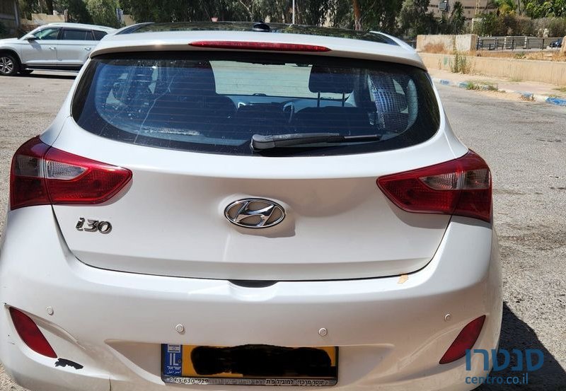 2014' Hyundai i30 יונדאי photo #3