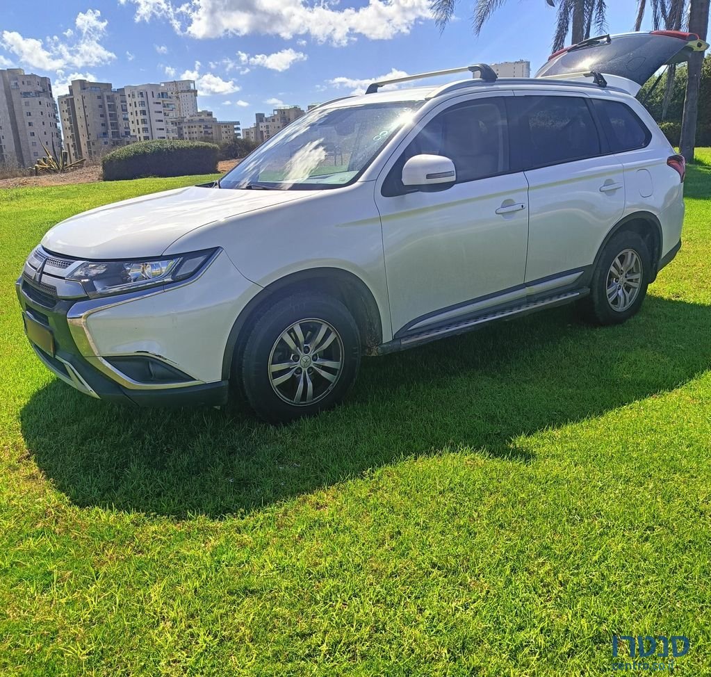 2021' Mitsubishi Outlander מיצובישי אאוטלנדר photo #3