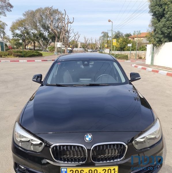 2017' BMW 1 Series ב.מ.וו סדרה 1 photo #2