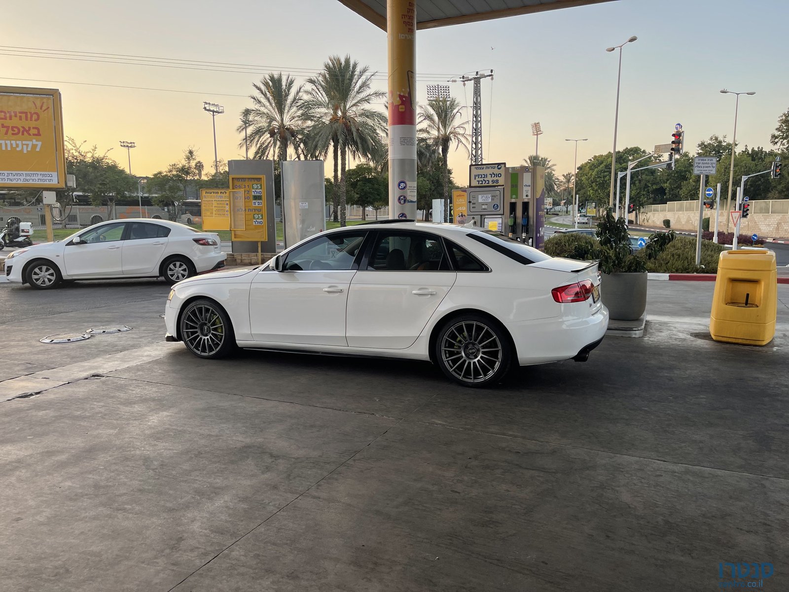 2009' Audi A4 אאודי photo #2