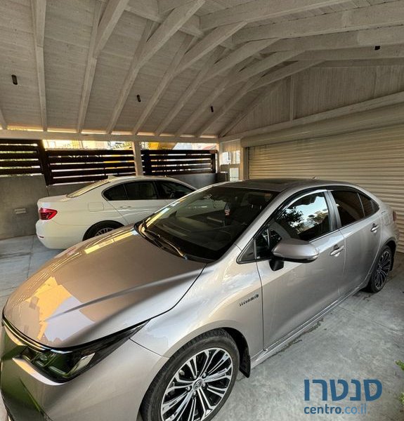 2022' Toyota Corolla טויוטה קורולה photo #2