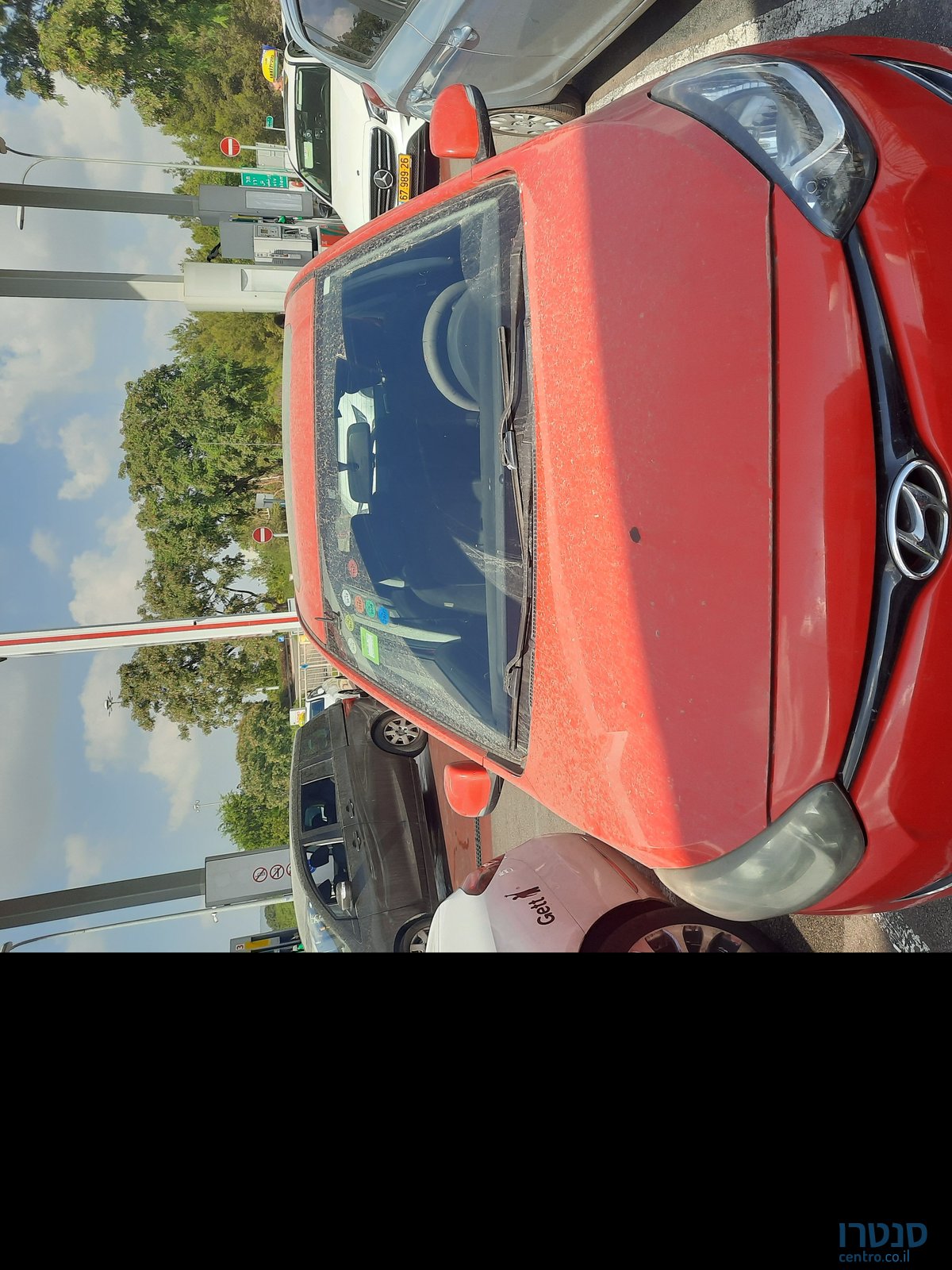 2012' Hyundai i20 יונדאי photo #1