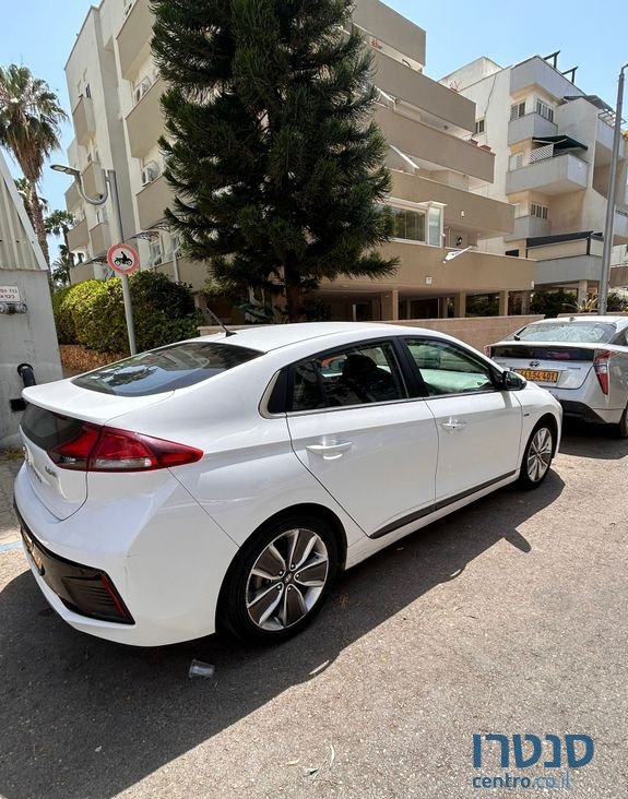 2018' Hyundai Ioniq יונדאי איוניק photo #1
