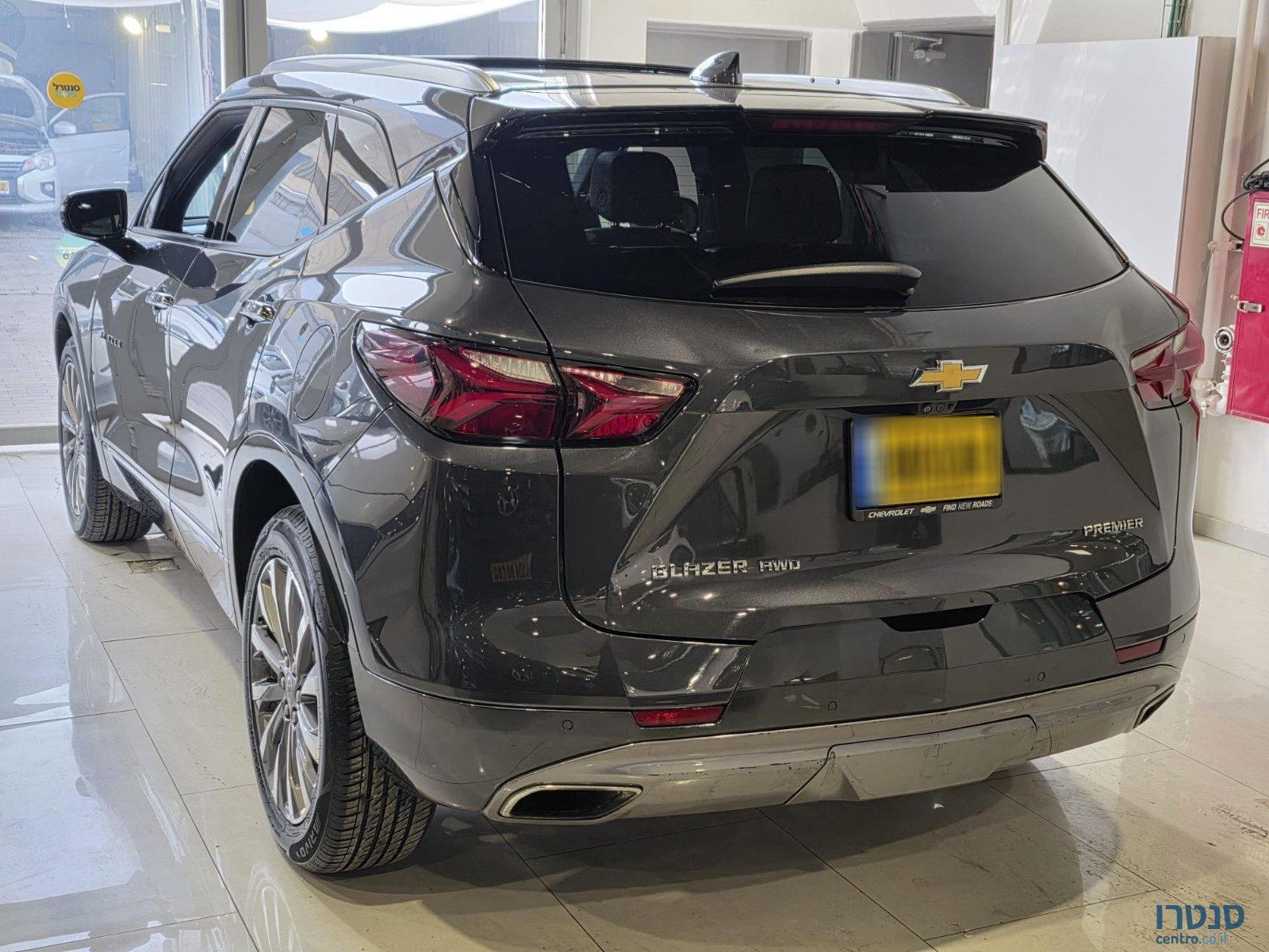 2023' Chevrolet Blazer photo #4