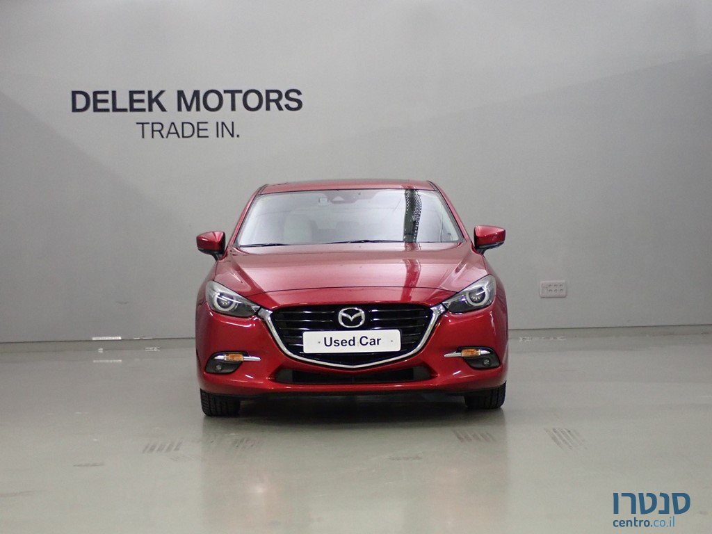 2018' Mazda 3 HB premium photo #1