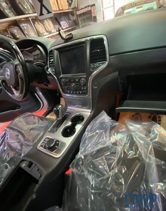 2018' Jeep Grand Cherokee ג'יפ גרנד צ'ירוקי photo #4