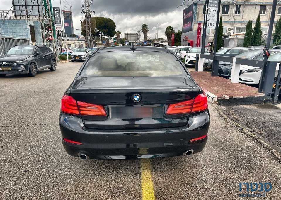 2018' BMW 5 Series ב.מ.וו סדרה 5 photo #6