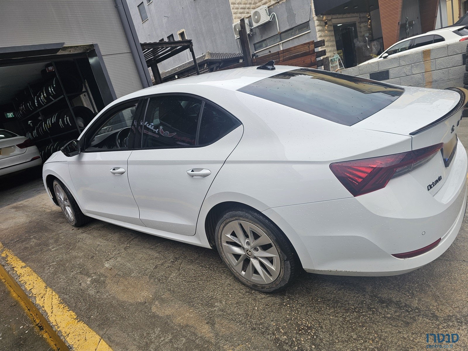 2021' Skoda Octavia photo #1