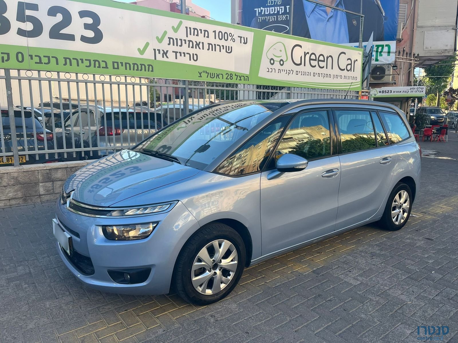 2017' Citroen C4 Picasso photo #3