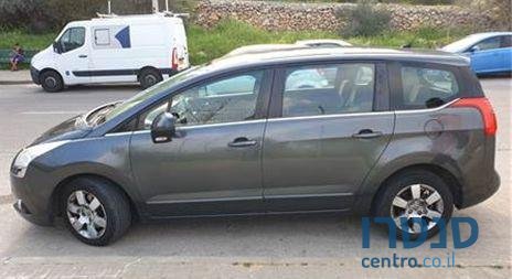 2012' Peugeot 5008 פיג'ו פרימיום photo #3