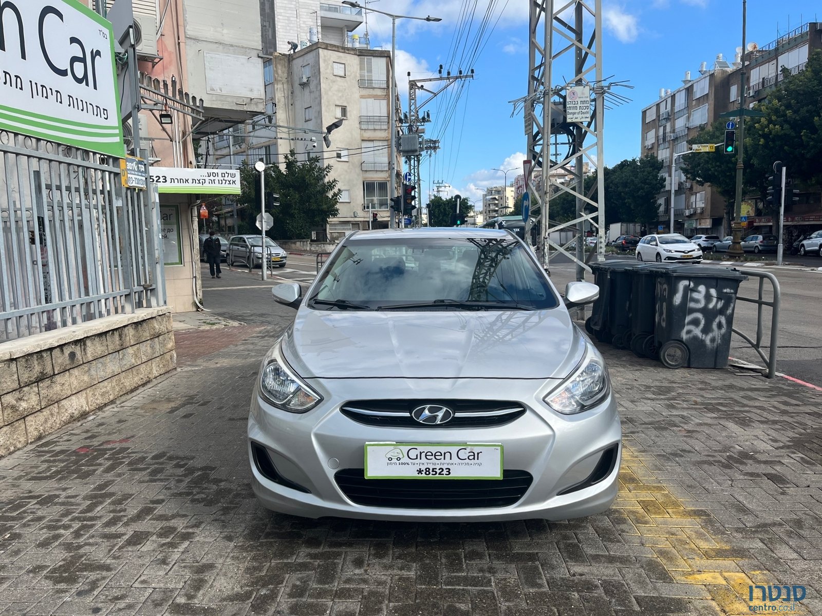 2017' Hyundai i25 photo #3