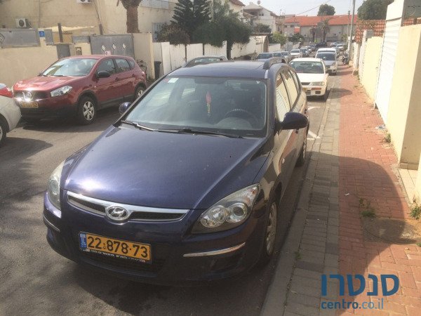 2010' Hyundai i30 photo #2