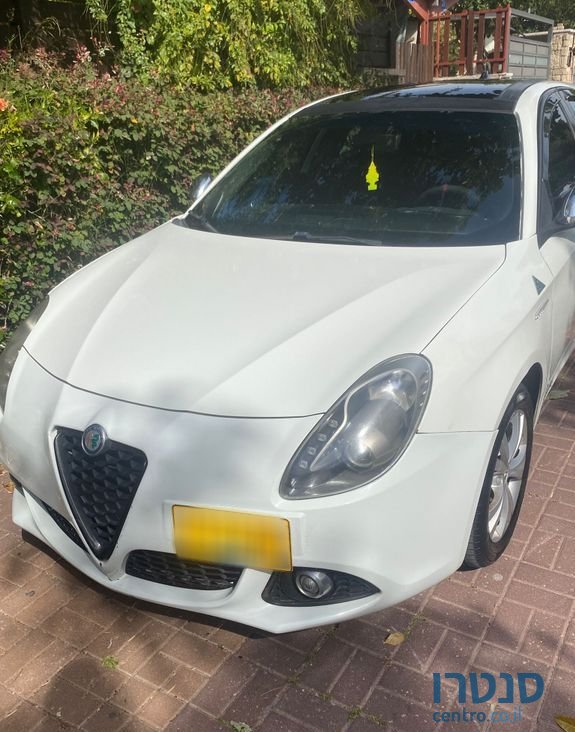 2014' Alfa Romeo Giulietta אלפא רומיאו ג'ולייטה photo #2