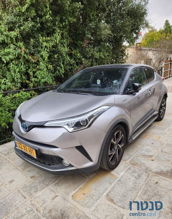 2018' Toyota C-Hr טויוטה photo #1