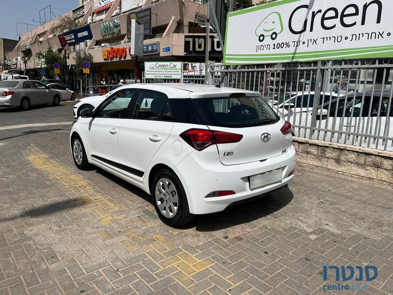 2018' Hyundai i20 photo #4