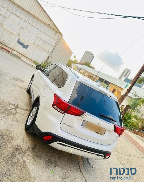 2019' Mitsubishi Outlander מיצובישי אאוטלנדר photo #6