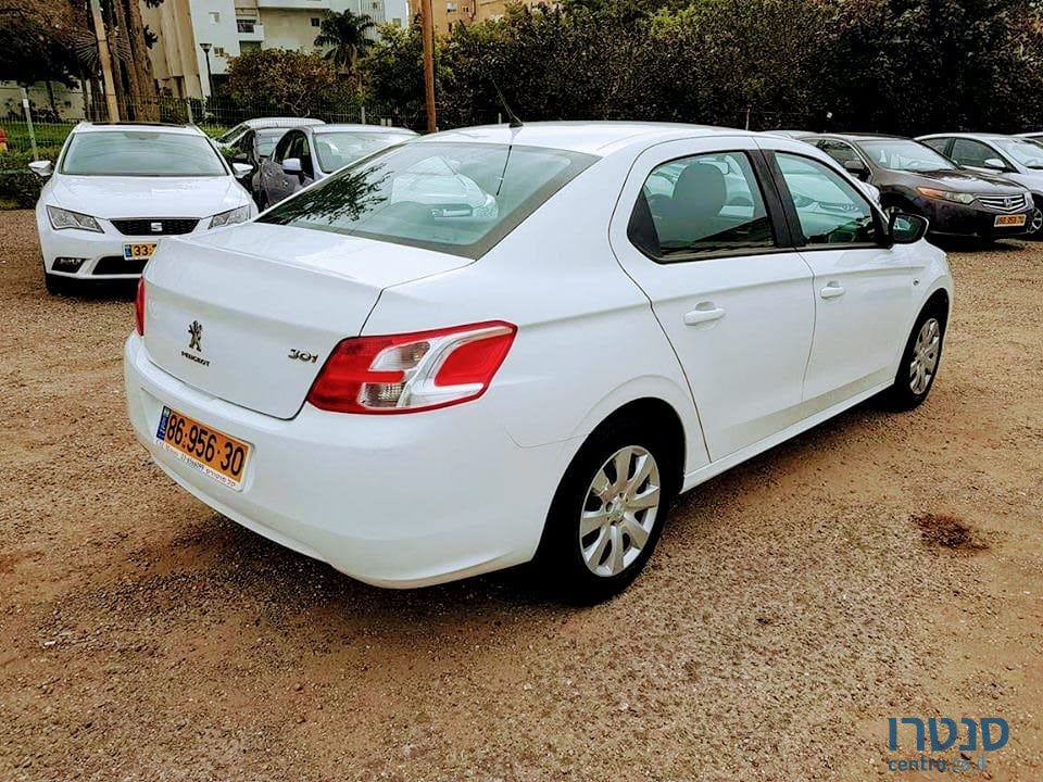 2013' Peugeot 301 photo #2