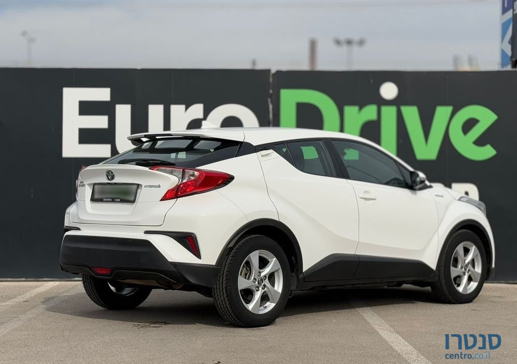 2018' Toyota C-HR טויוטה photo #5