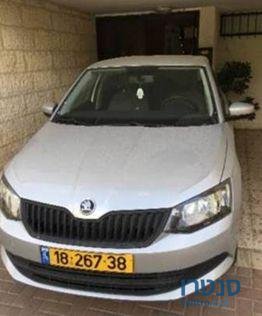 2016' Skoda Fabia אקטיב Tsi photo #2