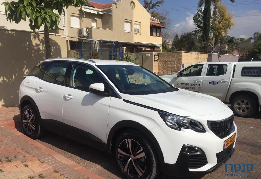 2019' Peugeot 3008 פיג'ו photo #4