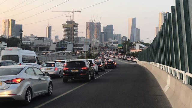"Нетивей Аялон"объявила о наборе водителей для эксперимента по снижению нагрузок на дорожную инфраструктуру