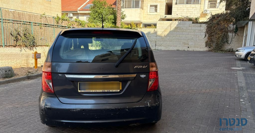 2009' Honda FR-V הונדה photo #1