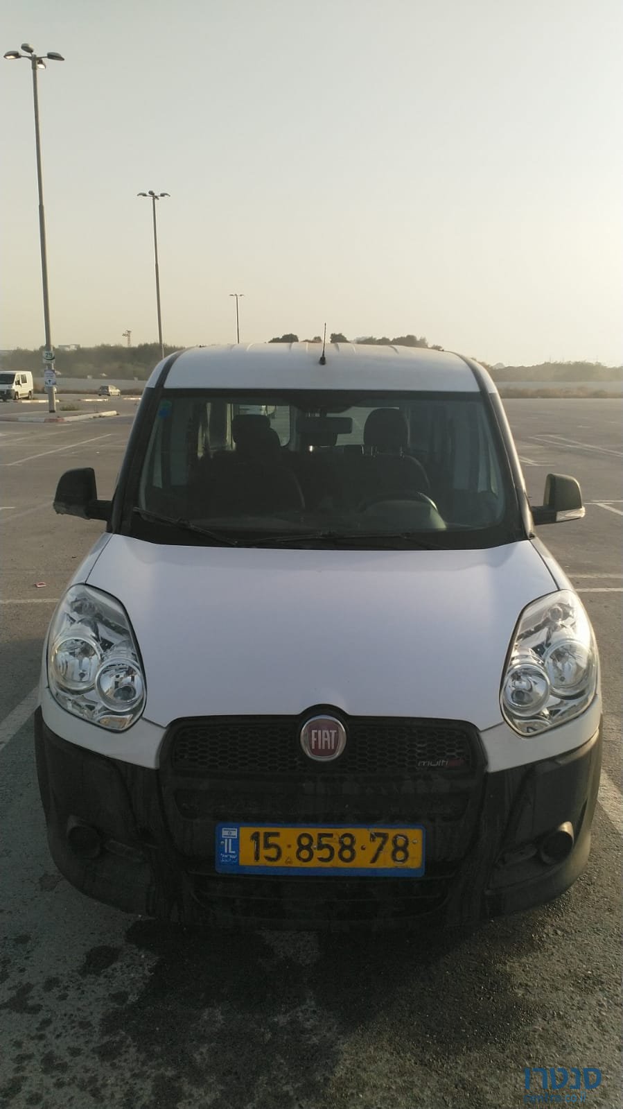 2011' Fiat Doblo photo #1