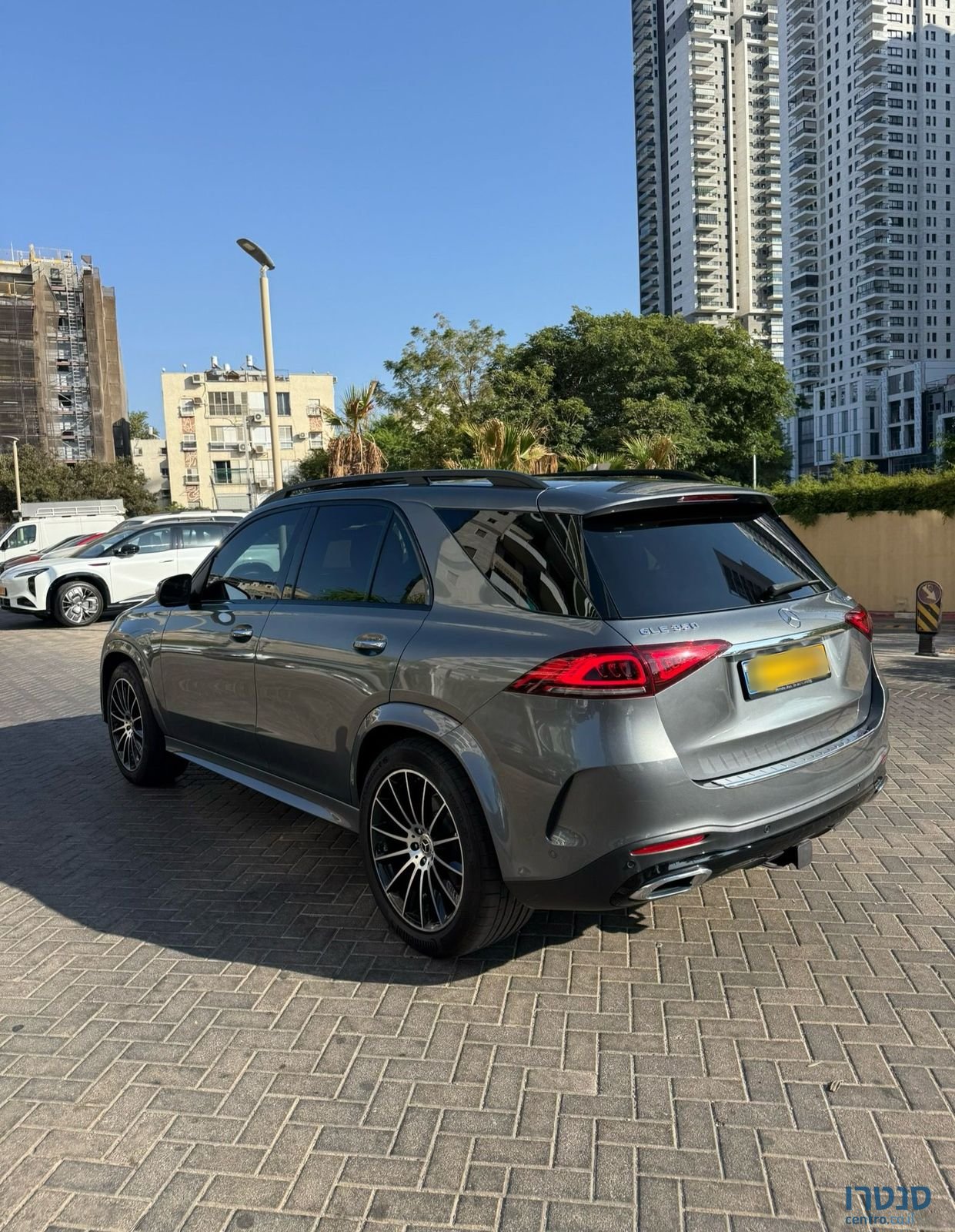 2023' Mercedes-Benz GLE מרצדס-בנץ photo #2