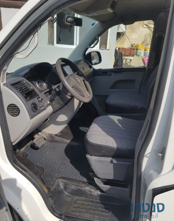 2011' Volkswagen Transporter פולקסווגן photo #3