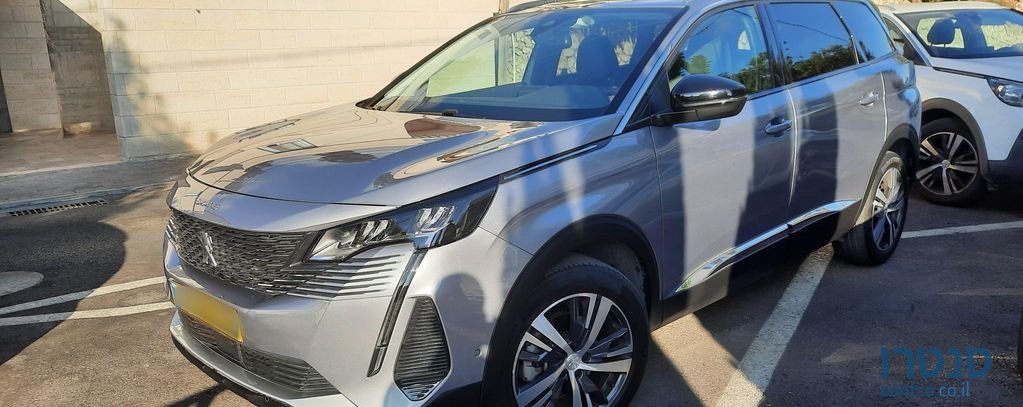 2023' Peugeot 5008 פיג'ו photo #3