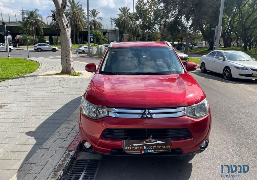 2015' Mitsubishi Outlander מיצובישי אאוטלנדר photo #2