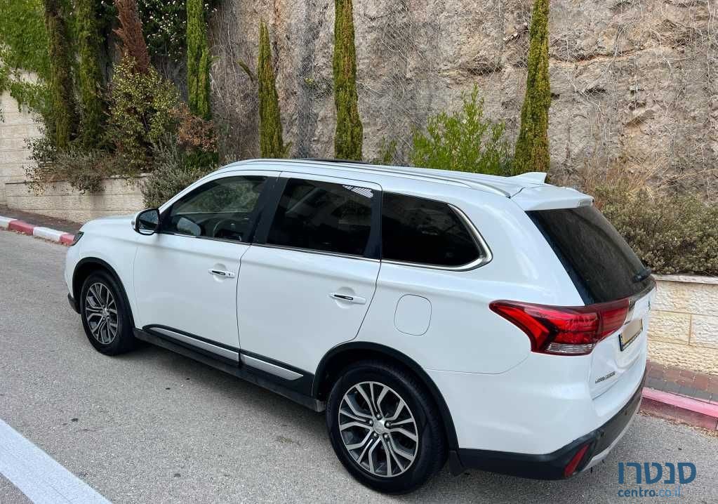 2017' Mitsubishi Outlander מיצובישי אאוטלנדר photo #6