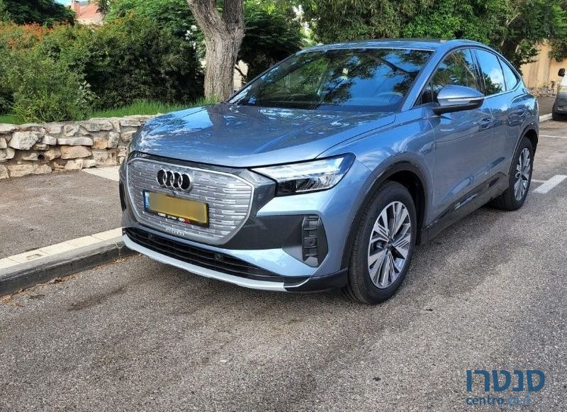 2022' Audi Q4 e-tron אאודי photo #1