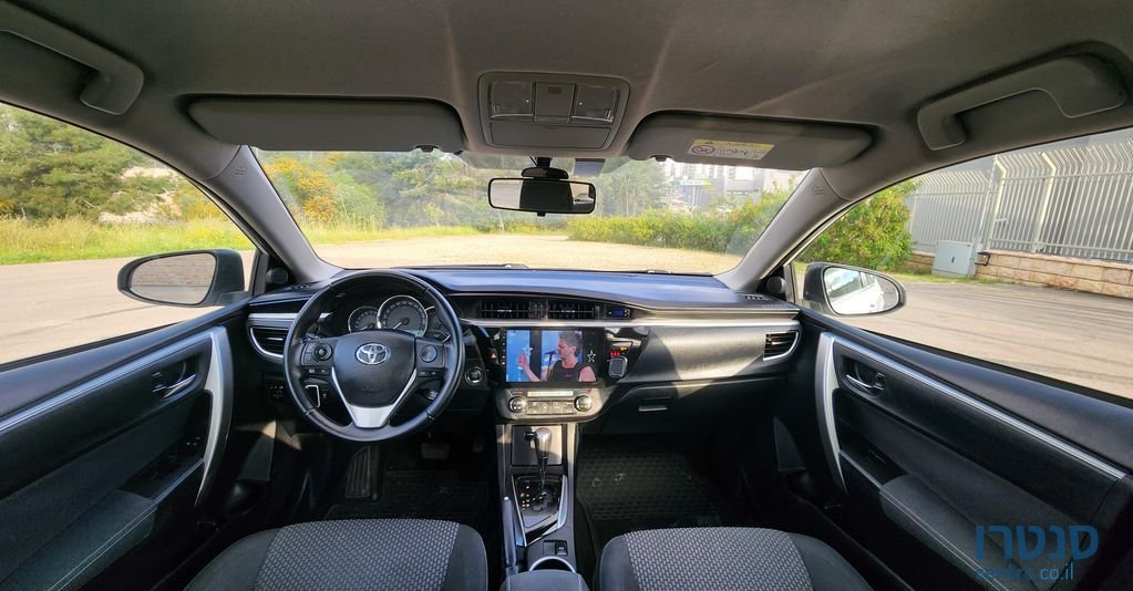 2015' Toyota Corolla טויוטה קורולה photo #5