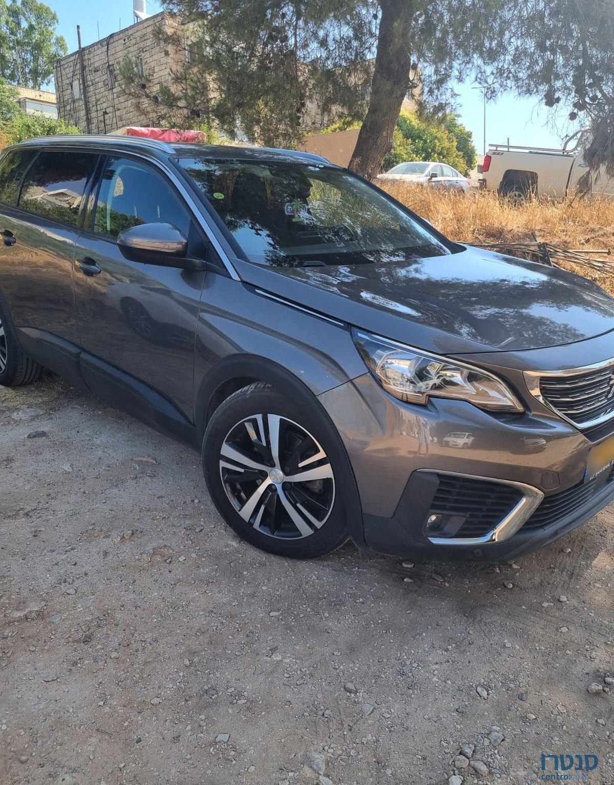 2018' Peugeot 5008 פיג'ו photo #3