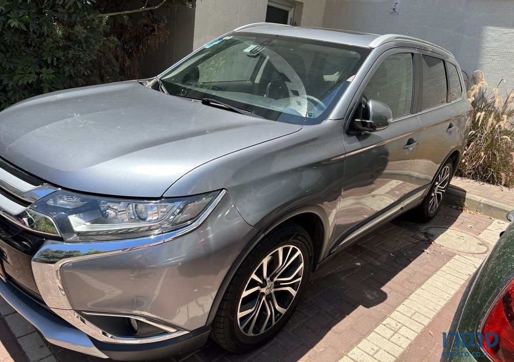 2017' Mitsubishi Outlander מיצובישי אאוטלנדר photo #1