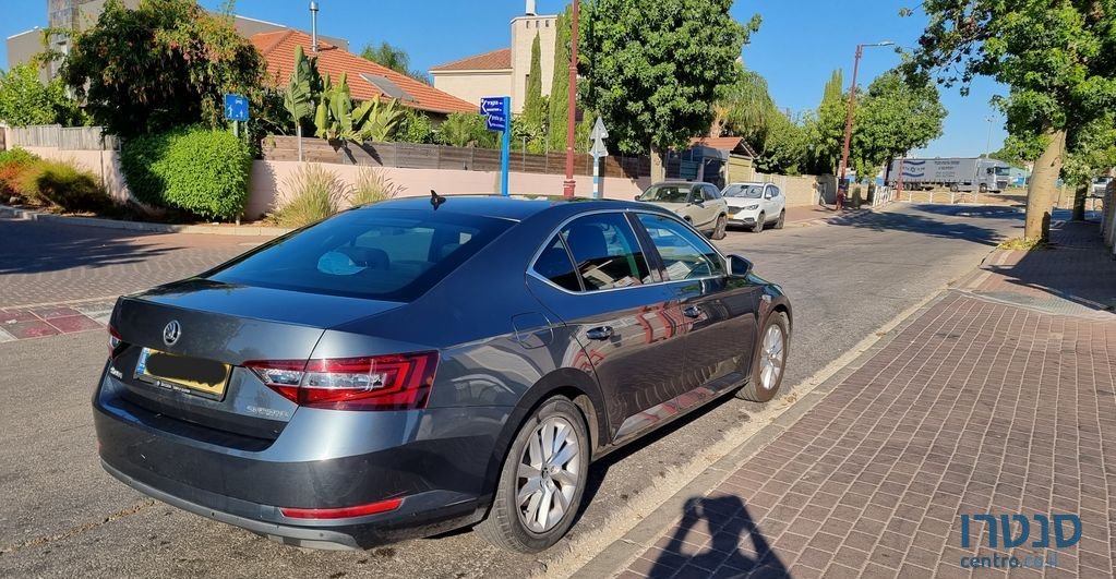 2016' Skoda Superb סקודה סופרב photo #2