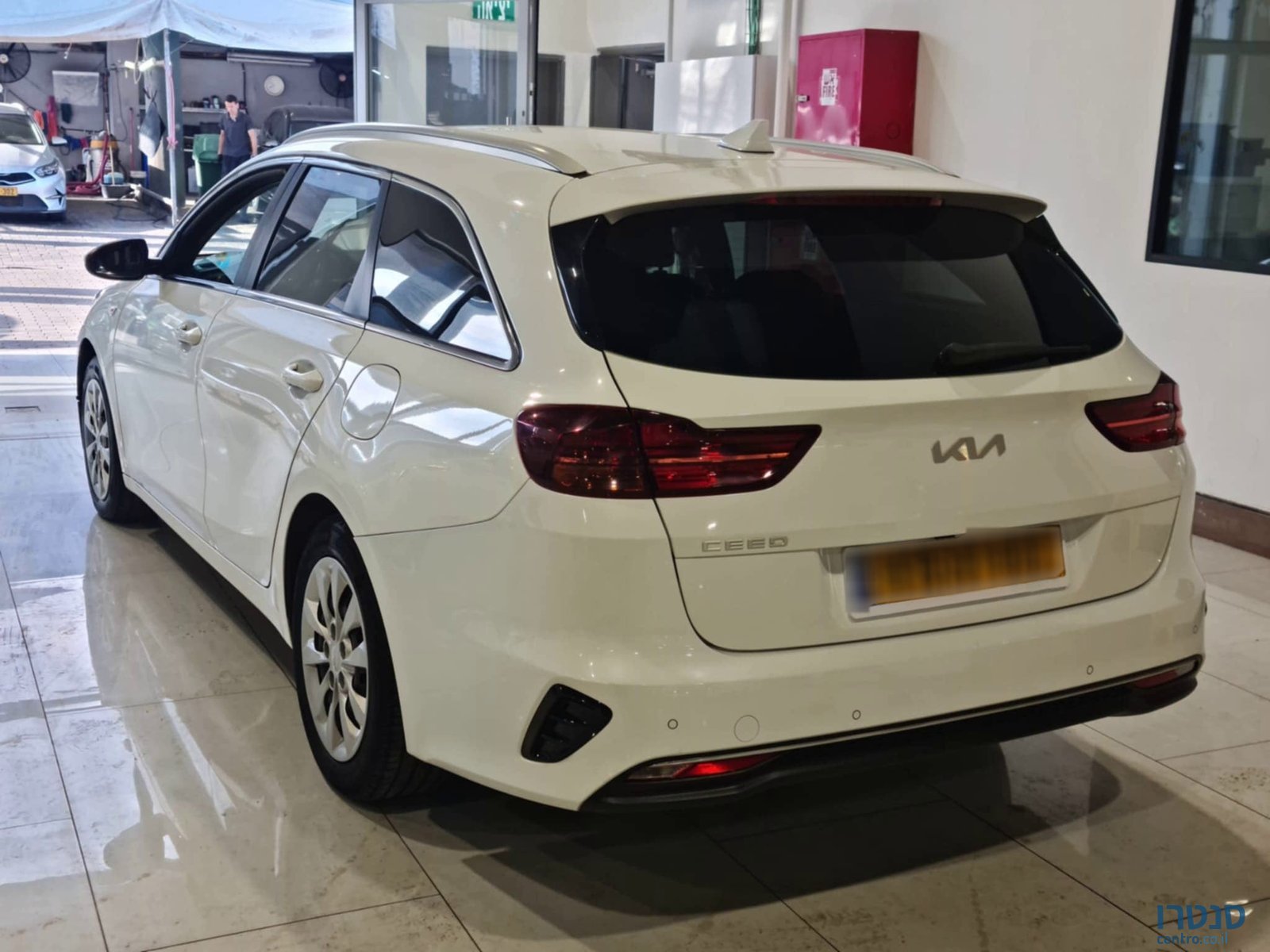 2022' Kia Ceed photo #4