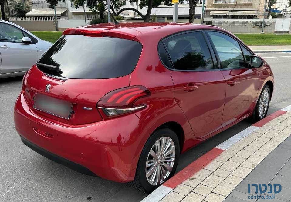 2016' Peugeot 208 פיג'ו photo #5