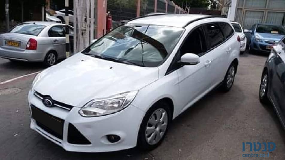 2012' Ford Focus photo #1