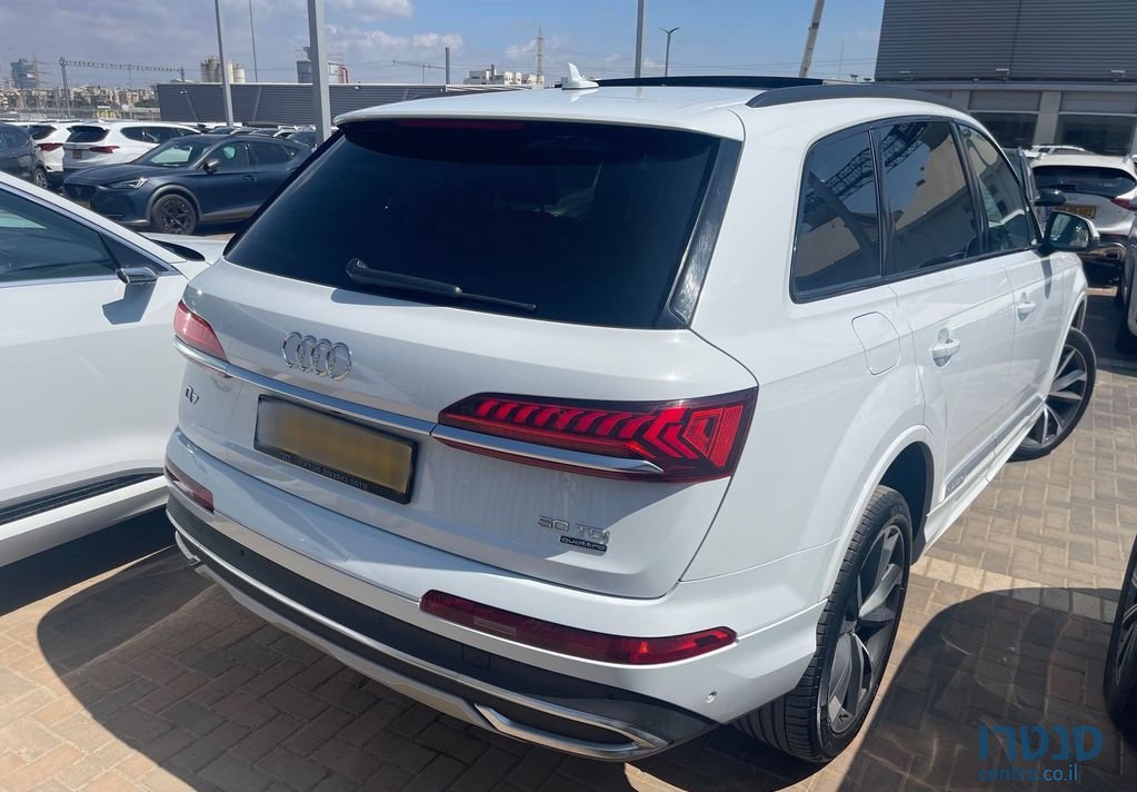2020' Audi Q7 אאודי photo #3