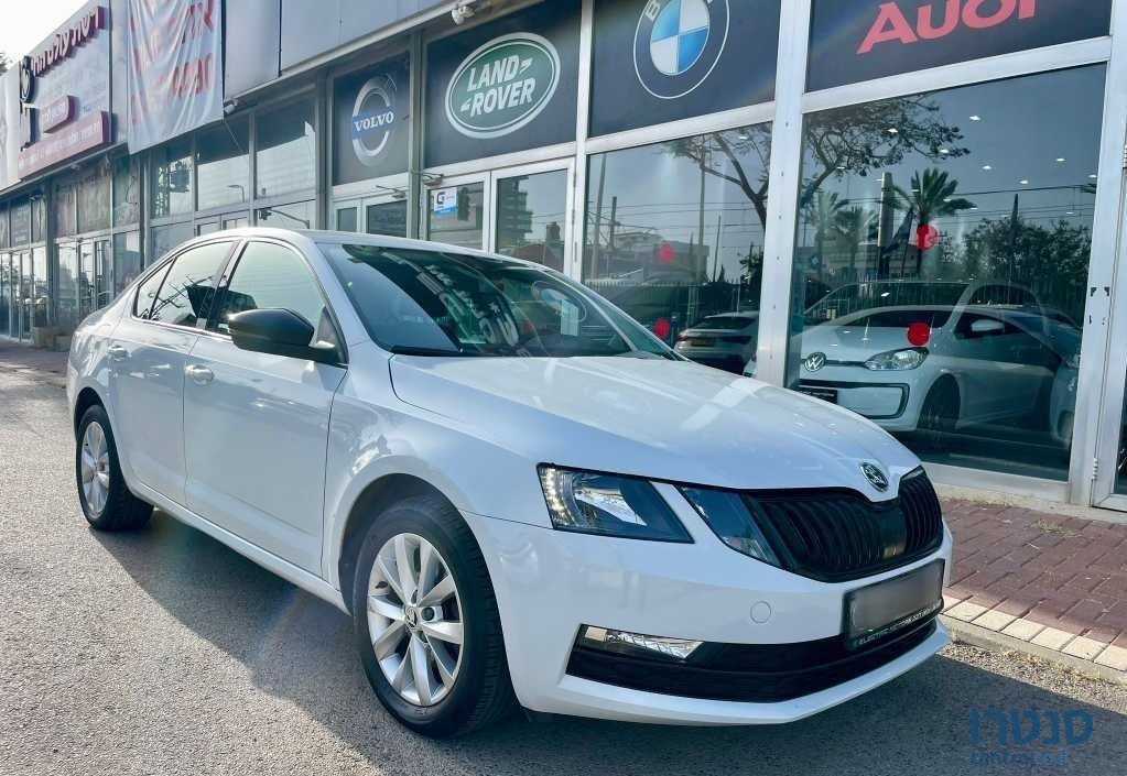2020' Skoda Octavia סקודה אוקטביה photo #3